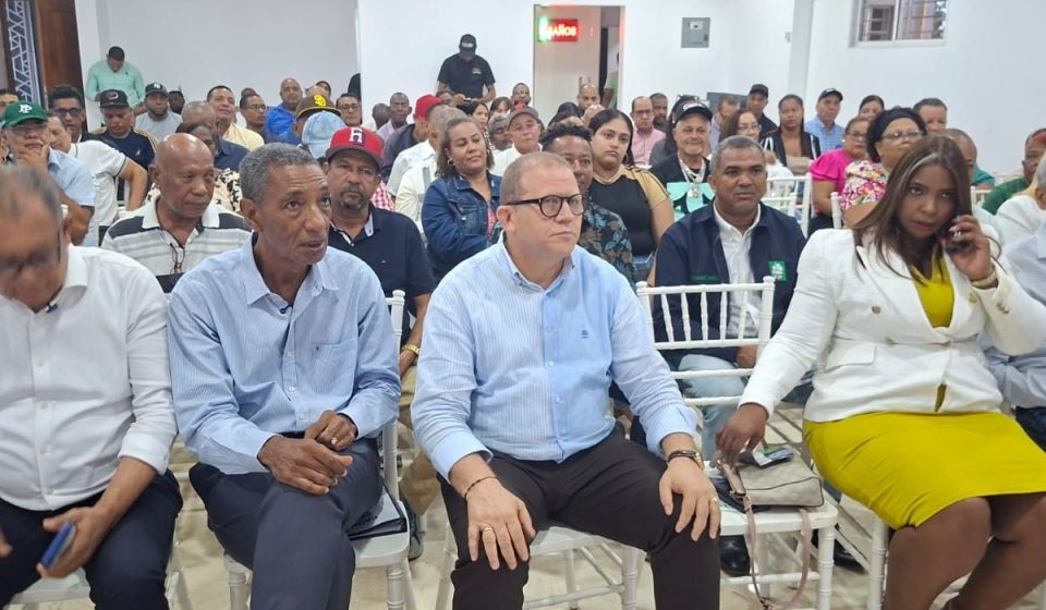 Rafael Castillo pone en marcha estructura territorial para disputar la Alcaldía de Santo Domingo Este