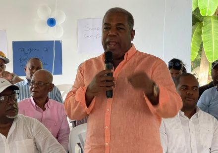 Tony Peña Guaba afirma que las candidaturas se demuestran “en las calles”