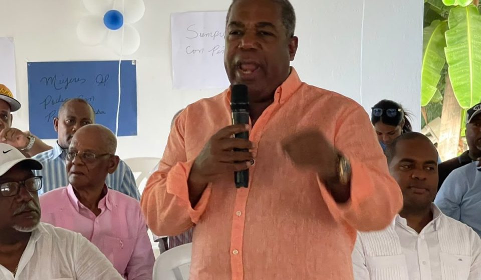 Tony Peña Guaba afirma que las candidaturas se demuestran “en las calles”