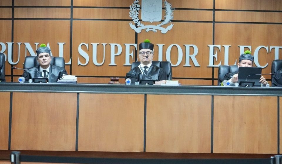 TSE suspende provisionalmente convención del Partido Humanista Dominicano
