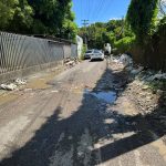 Vecinos denuncian vertedero improvisado y acumulación de escombros en calle tercera SDO