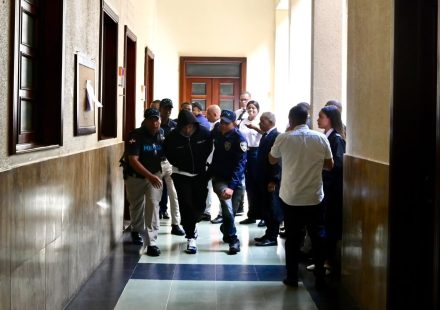 Aplazan para el miércoles conocimiento de medida de coerción contra acusado por muerte de joven en Los Praditos