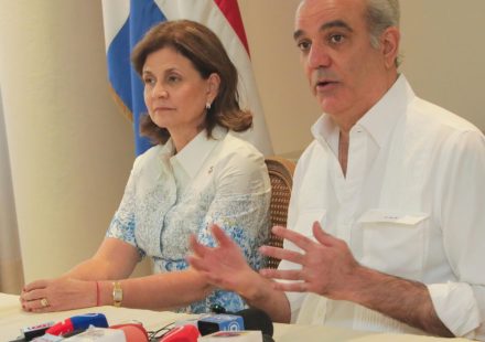 Presidente Abinader anuncia ampliación de la carretera hacia Licey al Medio a cuatro carriles para mejorar la movilidad y los accesos viales de Santiago