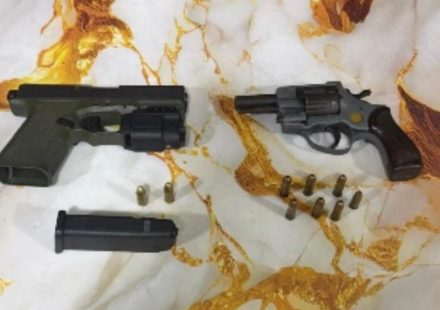 Familiares entregan a menor vinculado a video viral con arma de fuego