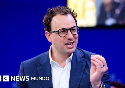 El ensayo en el que el director de Anthropic pide ralentizar el desarrollo de la inteligencia artificial