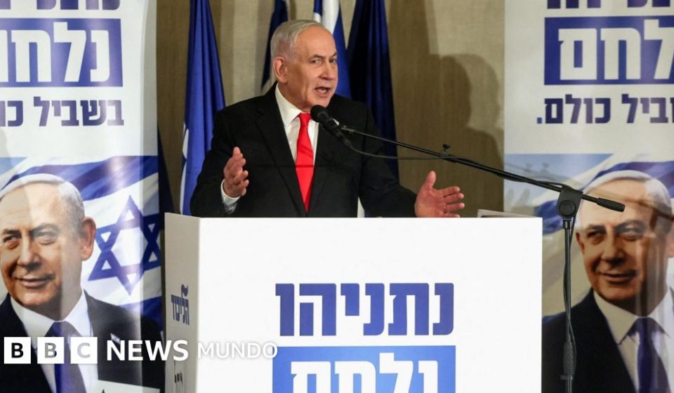 Netanyahu demandará al periódico que publicó que Emiratos Árabes Unidos le advirtió de los ataques del 7 de octubre contra Israel