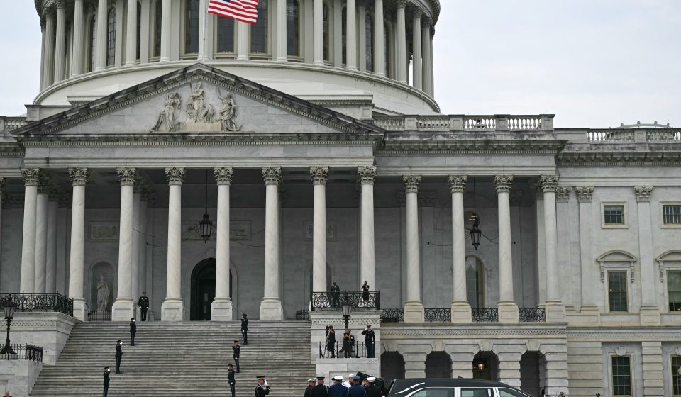 US House votes to end Iran war, 7 Republicans join in favour