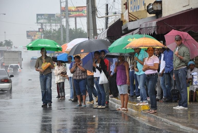 Vaguada y onda tropical provocarán aguaceros en varias provincias