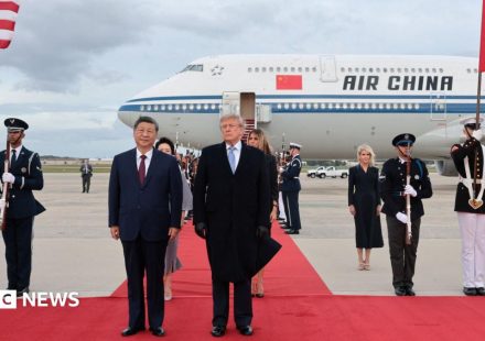 A red carpet and military flyover - How Trump welcomed Xi