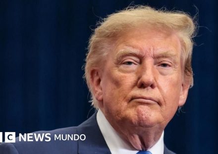 Trump dice que la posición de EE.UU. sobre las Malvinas/Falklands está bajo revisión