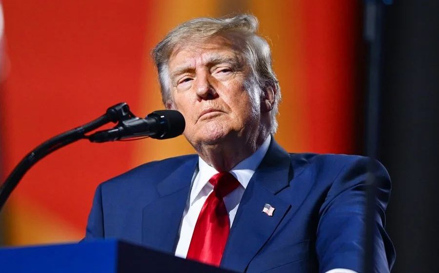 Trump dice que «saldrá» de Irán «a menos» que se quede con el petróleo «como en Venezuela»