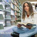 "Nunca se había privado a tantos niños del acceso a tantas historias": el crecimiento imparable de la prohibición de libros en escuelas públicas de EE.UU.