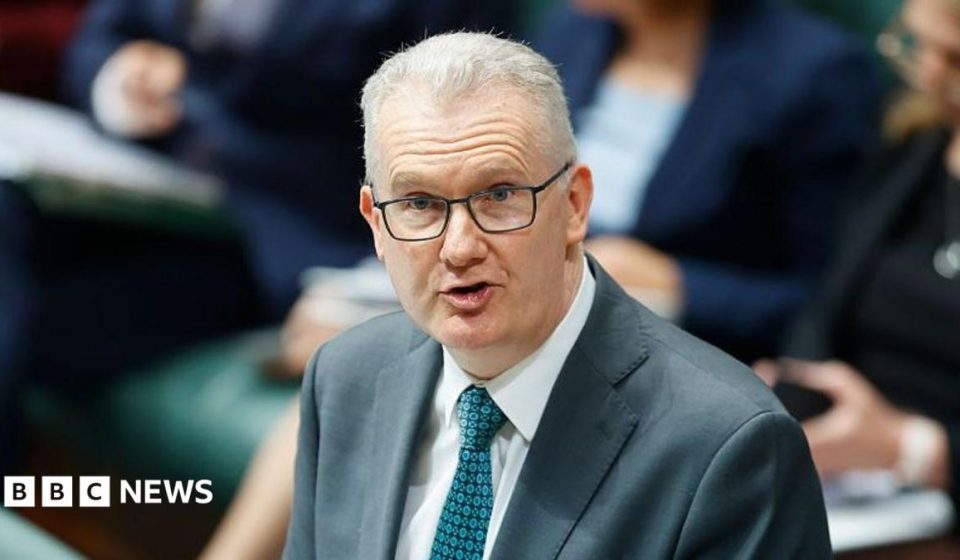 International students, 'visa hoppers' and backpackers targeted in Australia migration crackdown