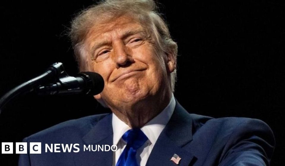 ¿Es legal que Trump prometa entregar US$5.000 a cada estadounidense si los republicanos ganan las elecciones de noviembre?