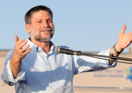 Israeli minister Bezalel Smotrich calls for war in occupied West Bank