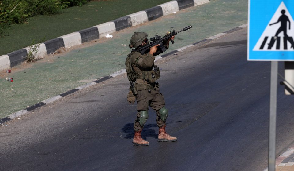 What’s behind reports that the Israeli army is low on troops, equipment?