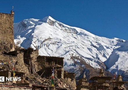 Two bodies found after avalanche hits Himalayan climbing group