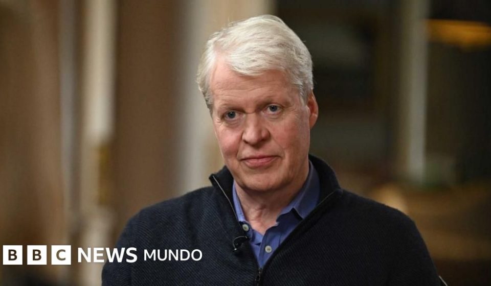 Exclusiva BBC | "Estoy diciendo la verdad": el hermano de Diana de Gales defiende sus señalamientos de que Carlos III estaba "eufórico" tras la muerte de la princesa