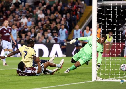 Arsenal edge past troubled Aston Villa 1-0 as Saka scores only goal