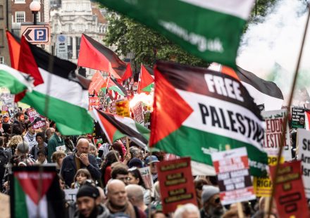 UK trade unions back motion to boycott and sanction Israel
