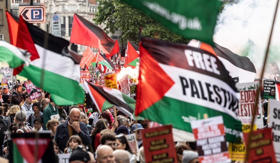 UK trade unions back motion to boycott and sanction Israel