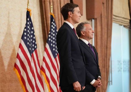 Trump sends envoys to Russia, Ukraine with new peace plan
