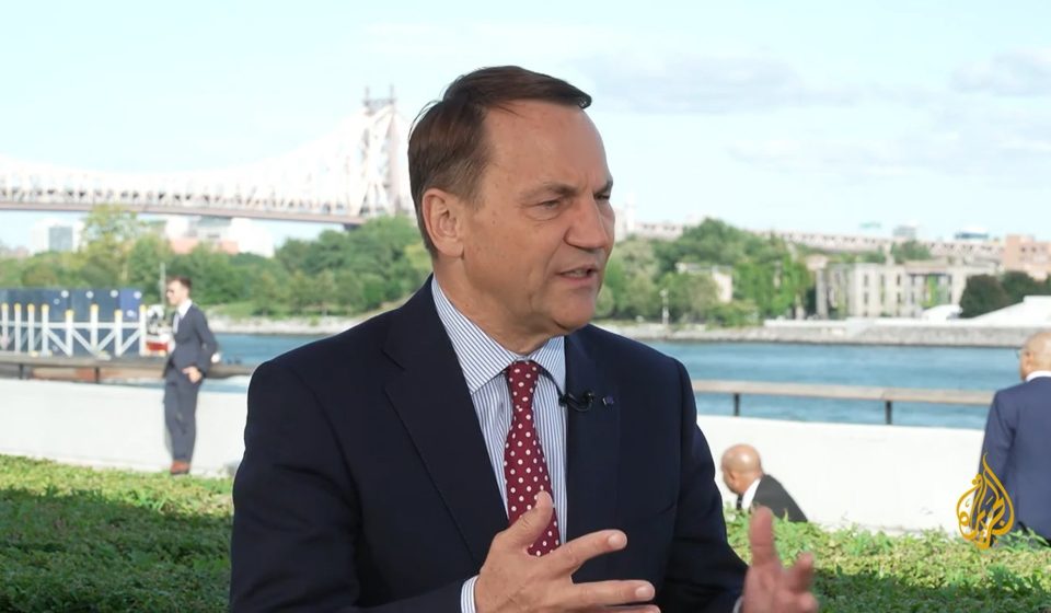 Sikorski: Russia doesn’t have the forces to invade NATO
