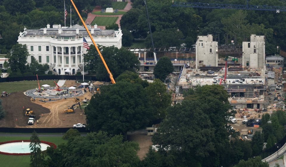 White House construction on $400m ballroom can go on, says US Supreme Court