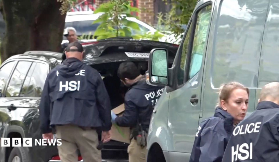 Immigration agents search congresswoman Ilhan Omar's home