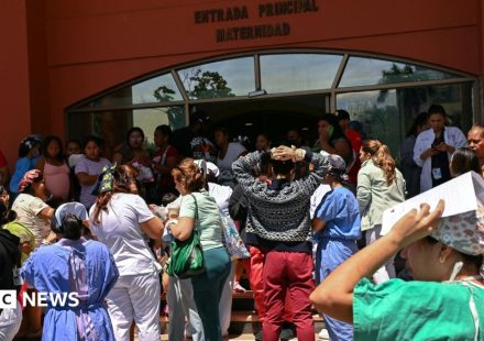 Powerful magnitude 7.7 earthquake hits Panama, damaging buildings