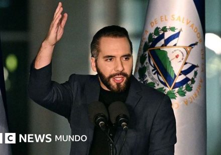 Qué pasó con el experimento de Bukele de convertir a El Salvador en el "país del bitcoin"