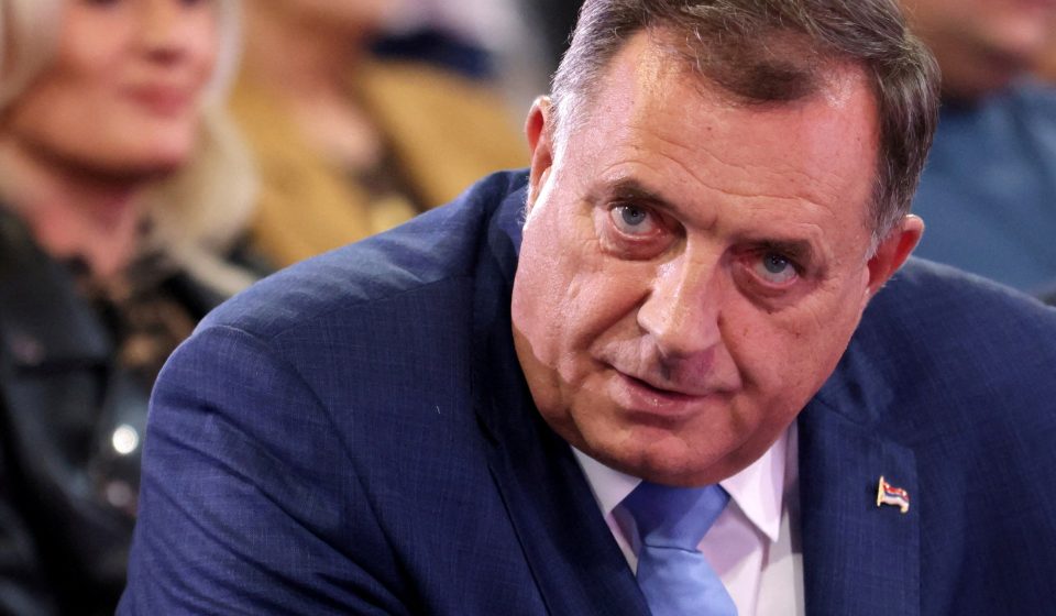 Dodik declared Bosnia ‘dead’. Irrelevant rhetoric or serious threat?