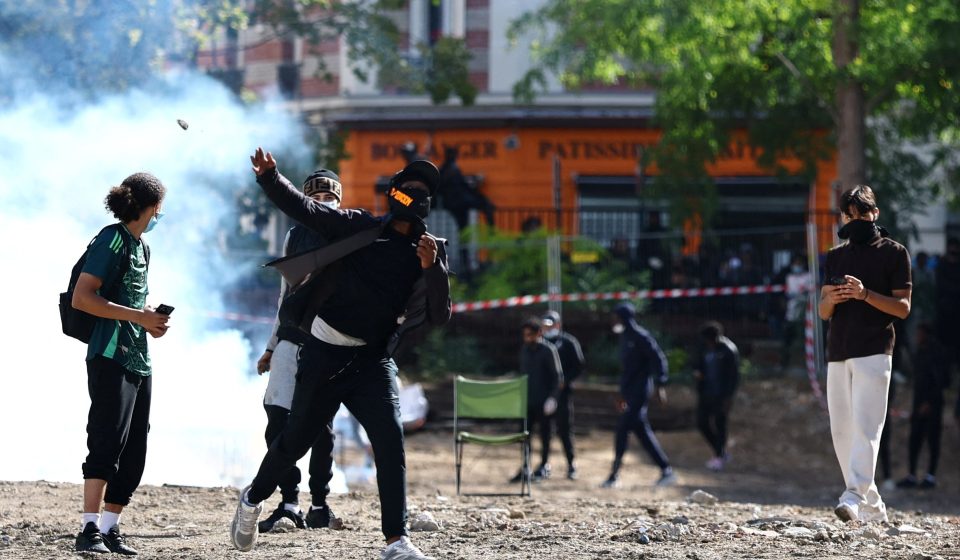 Protests shutter hundreds of French schools as violence flares