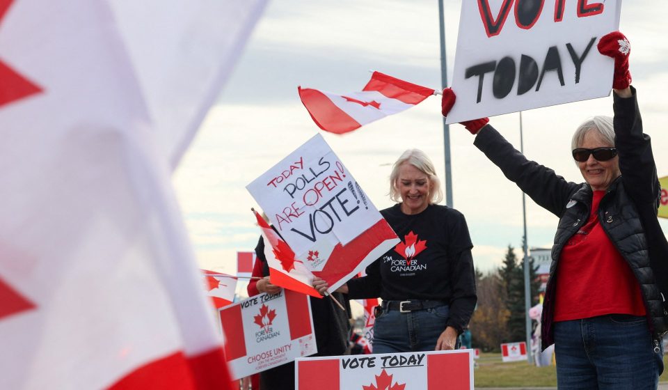 Alberta voters reject separation from Canada, early results show