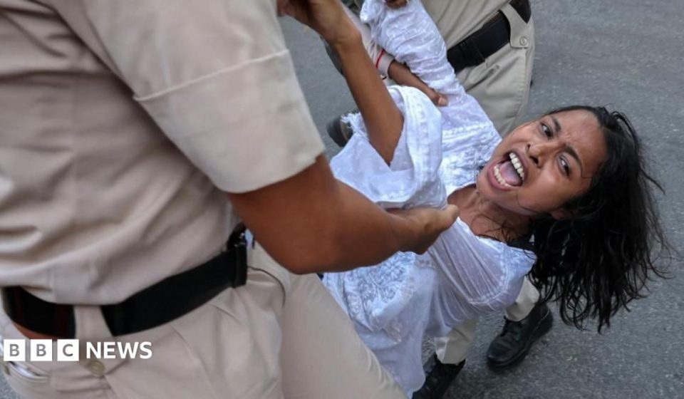 Indian police accused of sexually harassing journalists at protest