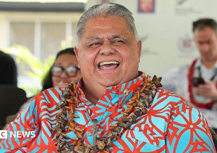 Samoa leader apologises for Nazi salute after video from 2007 emerges