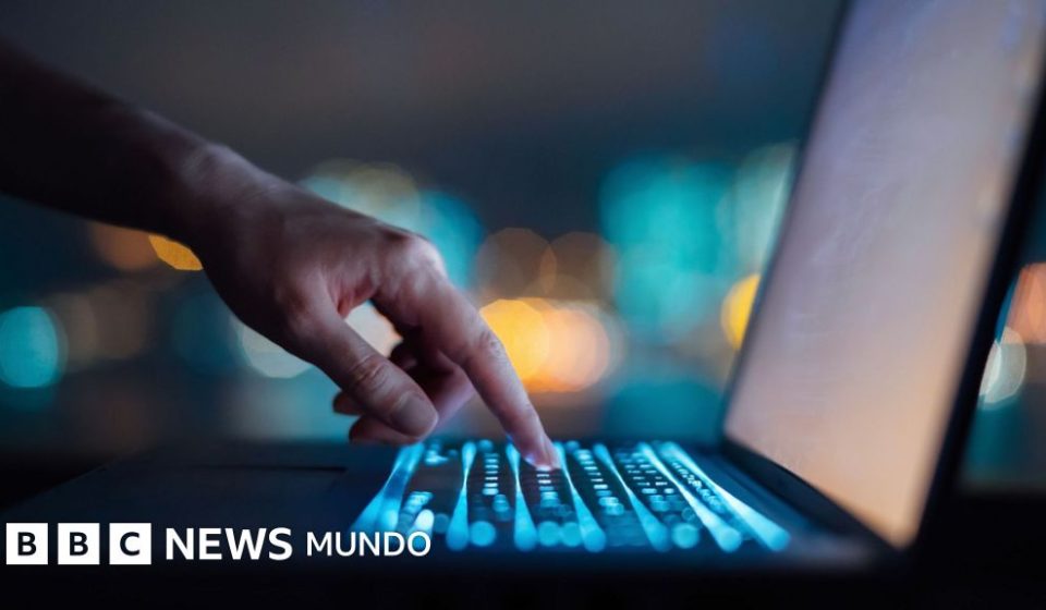 Sitios web de todo el mundo quedan desactivados tras detectarse una falla de seguridad crítica en internet