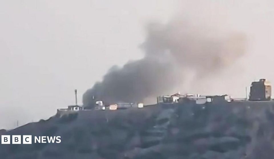 Houthi missile attack on Yemeni presidential palace kills five, minister says