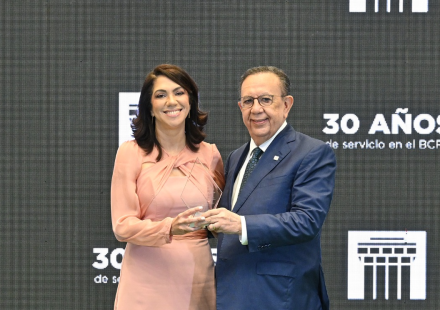 BCRD reconoce a 279 colaboradores por años de servicio a la institución