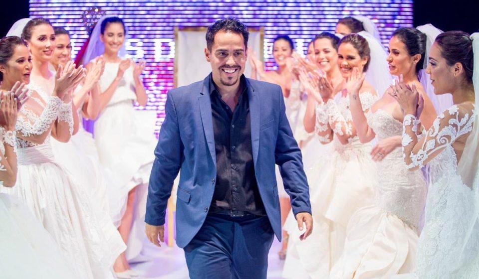 Luis Domínguez Novias viste a Tania Medina en su boda en Italia