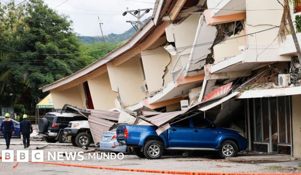 Un fuerte terremoto de magnitud 7,7 sacude Panamá