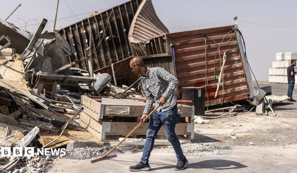 Palestinian families displaced as Israeli forces demolish Hebron homes