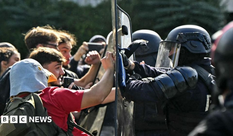 France's school protests: What lies behind the anger