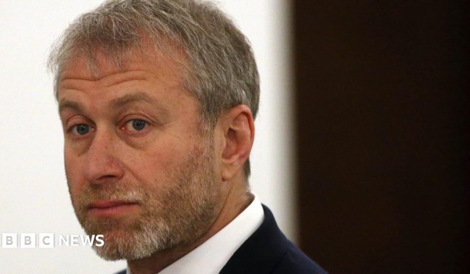 Cyprus police open investigation into financial affairs of Roman Abramovich