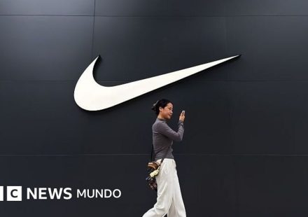 Qué salió mal en Nike, el gigante que perdió el liderazgo mundial de la ropa deportiva