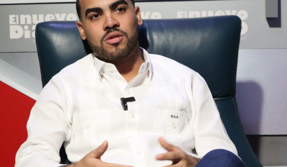Kenyel Alcántara destaca trayectoria de David Collado  