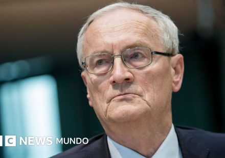Detienen al exjefe de inteligencia de Alemania por espionaje y traición
