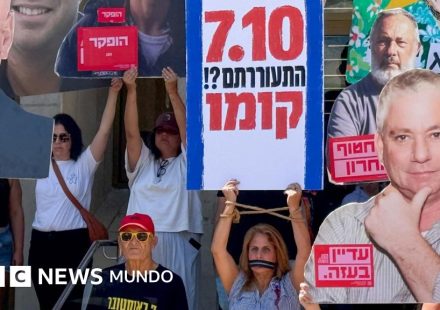 Los israelíes exigen que se rindan cuentas por los errores del 7 de octubre, tres años después de los ataques de Hamás