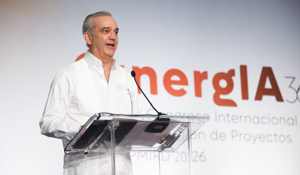 Abinader asegura que “gestionar bien el dinero público es una obligación con cada dominicano”