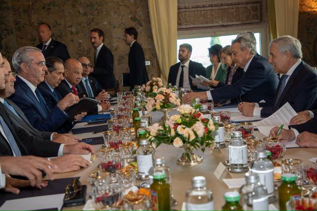 Presidente Abinader llama a empresarios italianos a invertir en República Dominicana